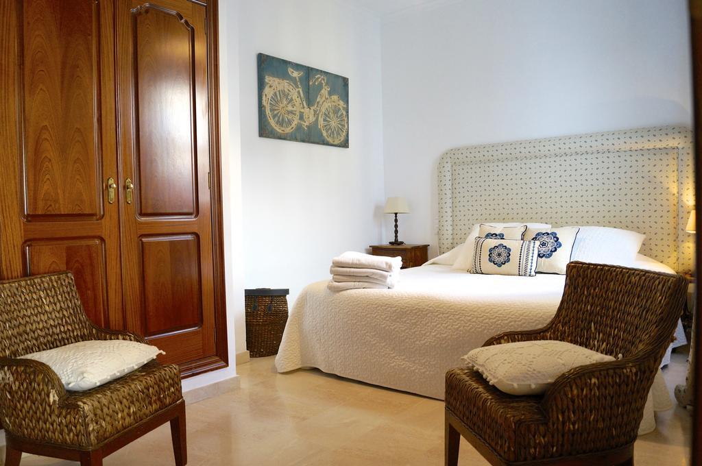 Penthouse Puerta De La Juderia Apartment Cordoba Luaran gambar